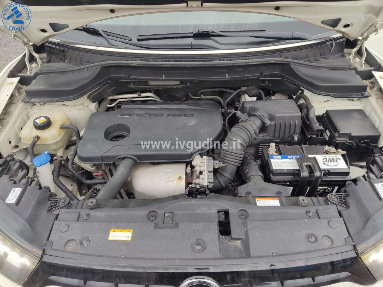 Foto 8 — Autoveicolo SSANGYONG TIVOLI targato FD96***, anno di immatricolazione 2016, cc 1.597, kW 84,60 (115 CV), alimentato a gasolio, km rilevati 87.806, provvisto dei documenti di circo…