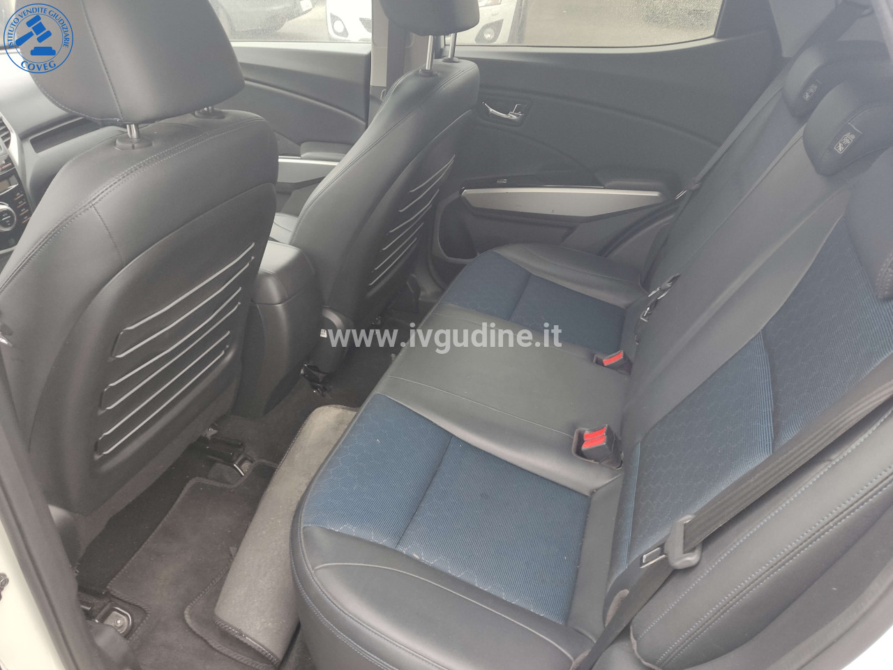 Foto 14 — Autoveicolo SSANGYONG TIVOLI targato FD96***, anno di immatricolazione 2016, cc 1.597, kW 84,60 (115 CV), alimentato a gasolio, km rilevati 87.806, provvisto dei documenti di circo…